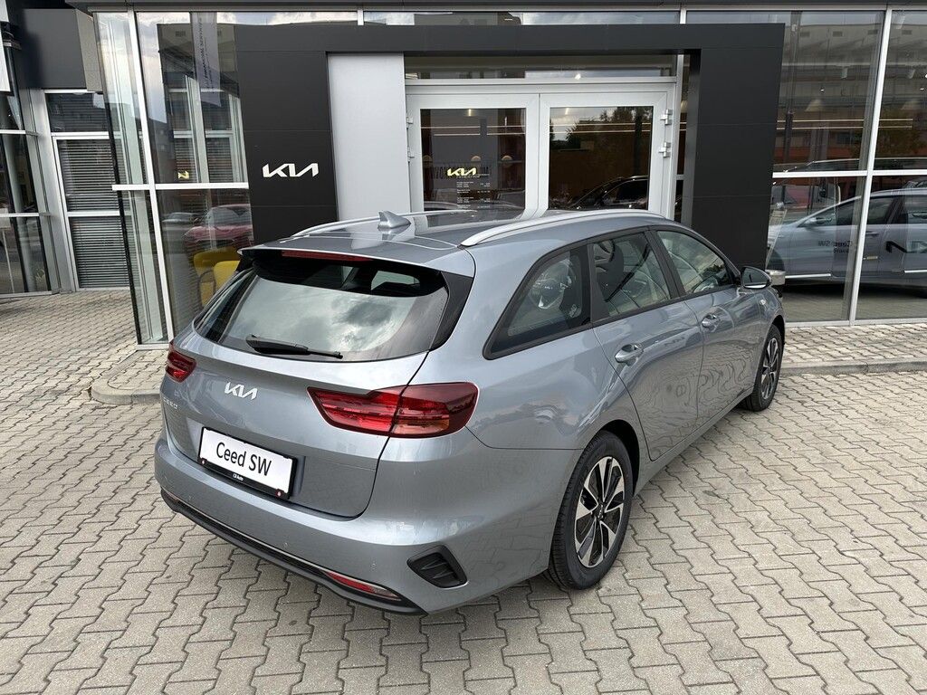 Kia Cee´d, 1,5 T-GDi 7DCT 103 kW SPIN - fotka 3