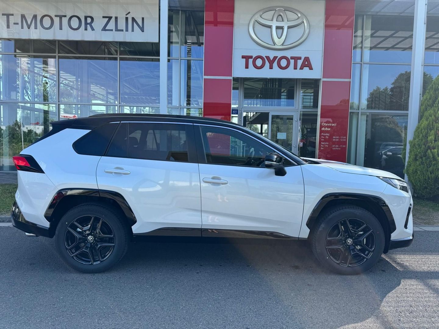 Toyota Rav4, GR SPORT JBL - fotka 2