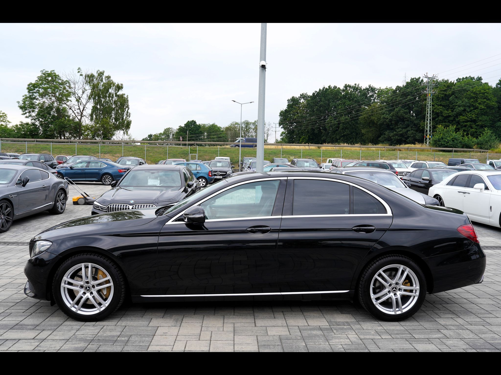 Mercedes-Benz Třídy E, E 350d/kůže/AT/Led/Avantgarde - fotka 3