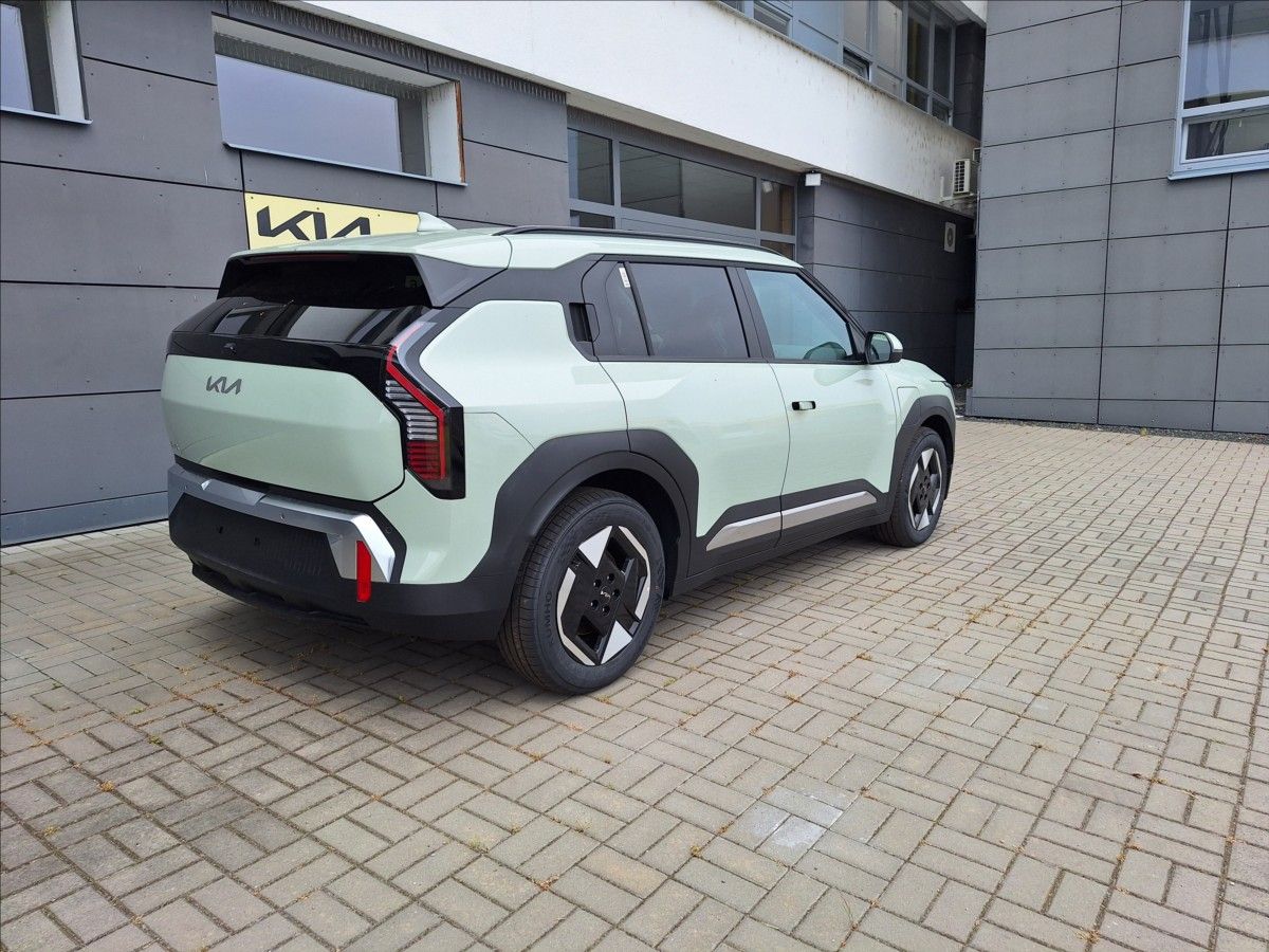 Kia EV3, elektro  Earth 81,4 KW 150k - fotka 6
