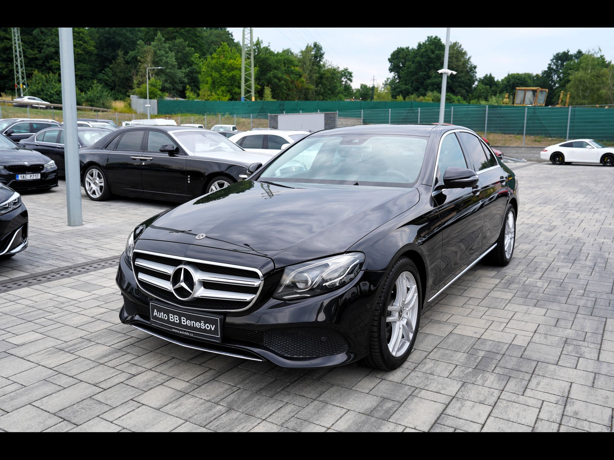 Mercedes-Benz Třídy E, E 350d/kůže/AT/Led/Avantgarde - fotka 2
