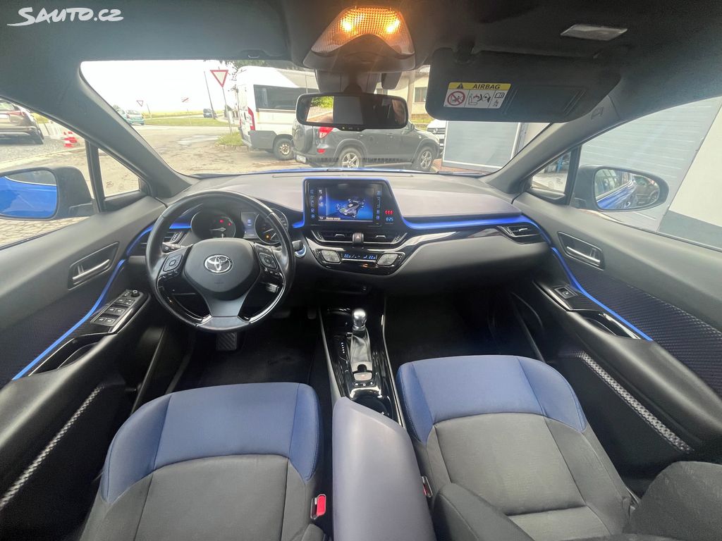 Toyota C-HR, fotka 10