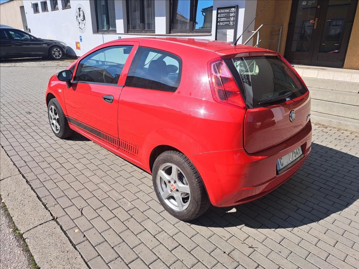 Fiat Grande Punto, 1,2 i - fotka 6