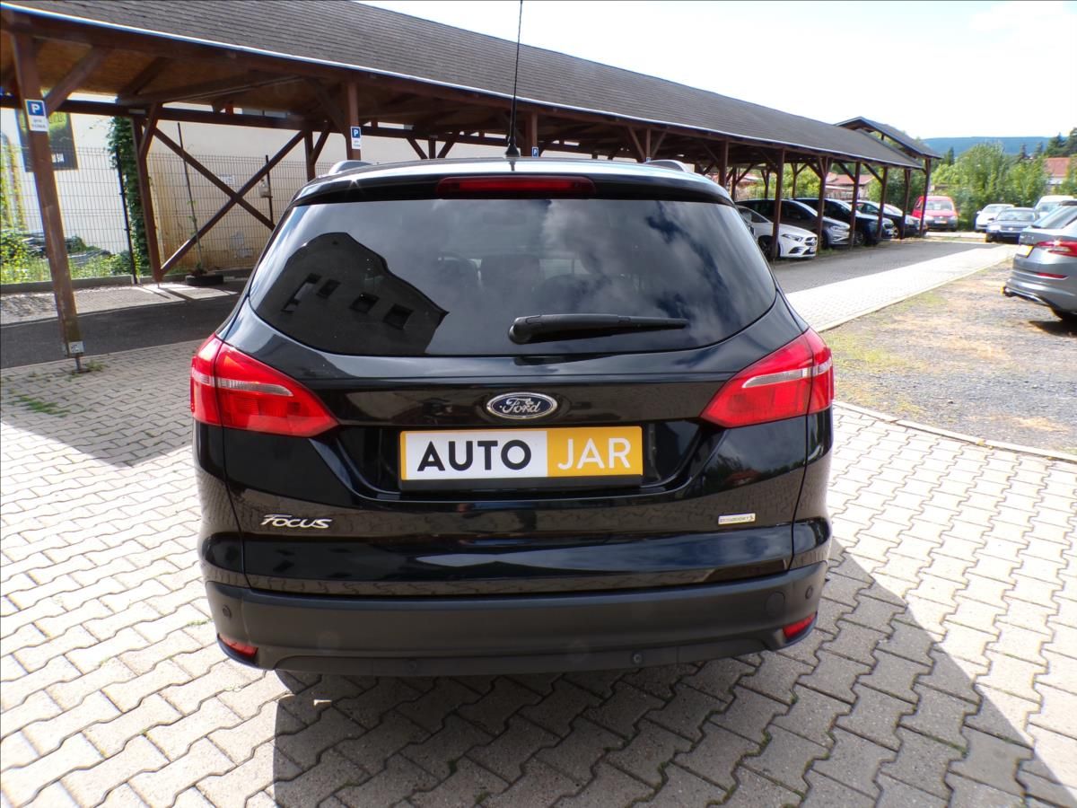 Ford Focus, 1,0 EcoBoost 92kW  NOVÉ ROZVOD - fotka 6