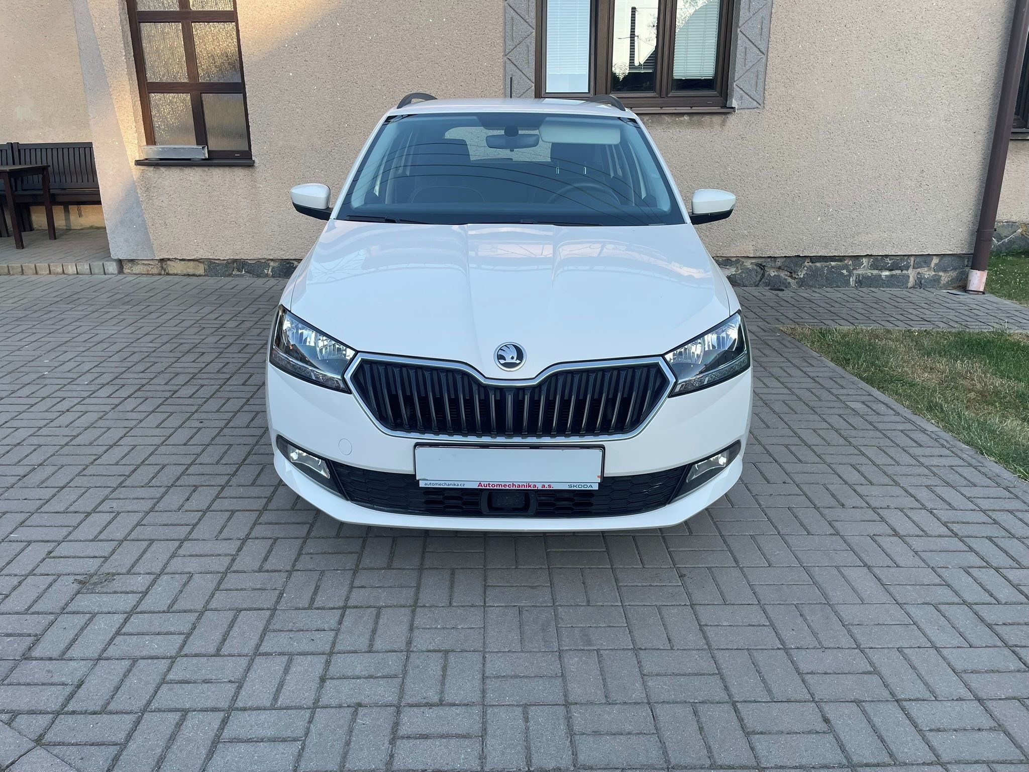Škoda Fabia, combi 1,0 TSi 70 kW,Ambition - fotka 2