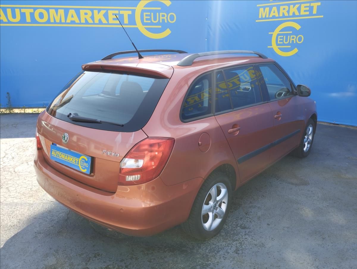 Škoda Fabia, 1,2 12V 51KW ČR GARANCE KM - fotka 6