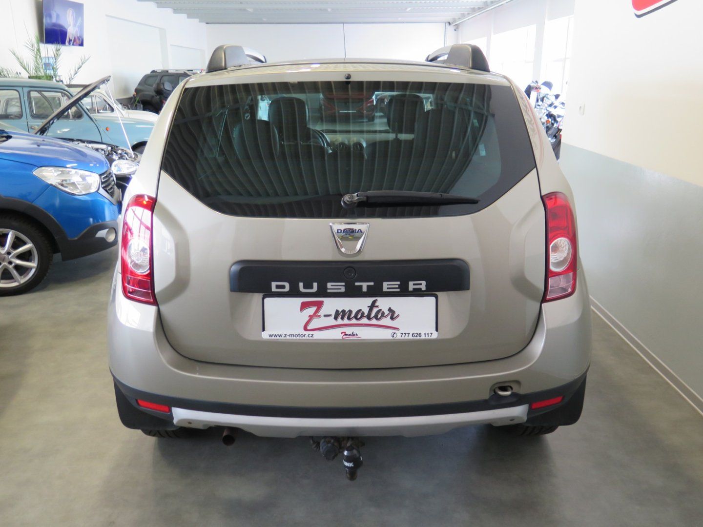 Dacia Duster, 1.616V,kůže,klima,tažné,1.maji - fotka 3