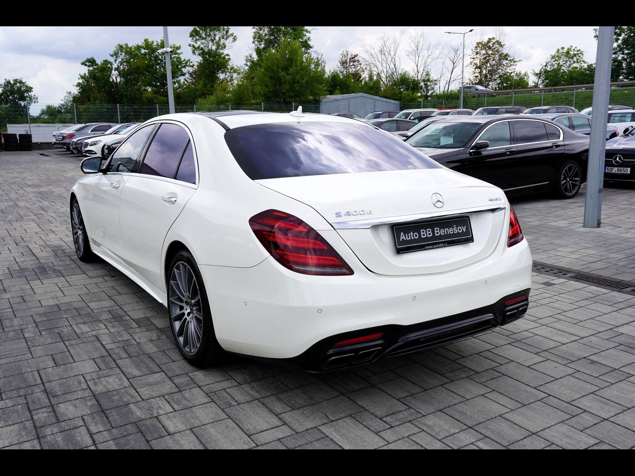 Mercedes-Benz Třídy S, S 400d Long/4M/AMG/Burmester - fotka 4