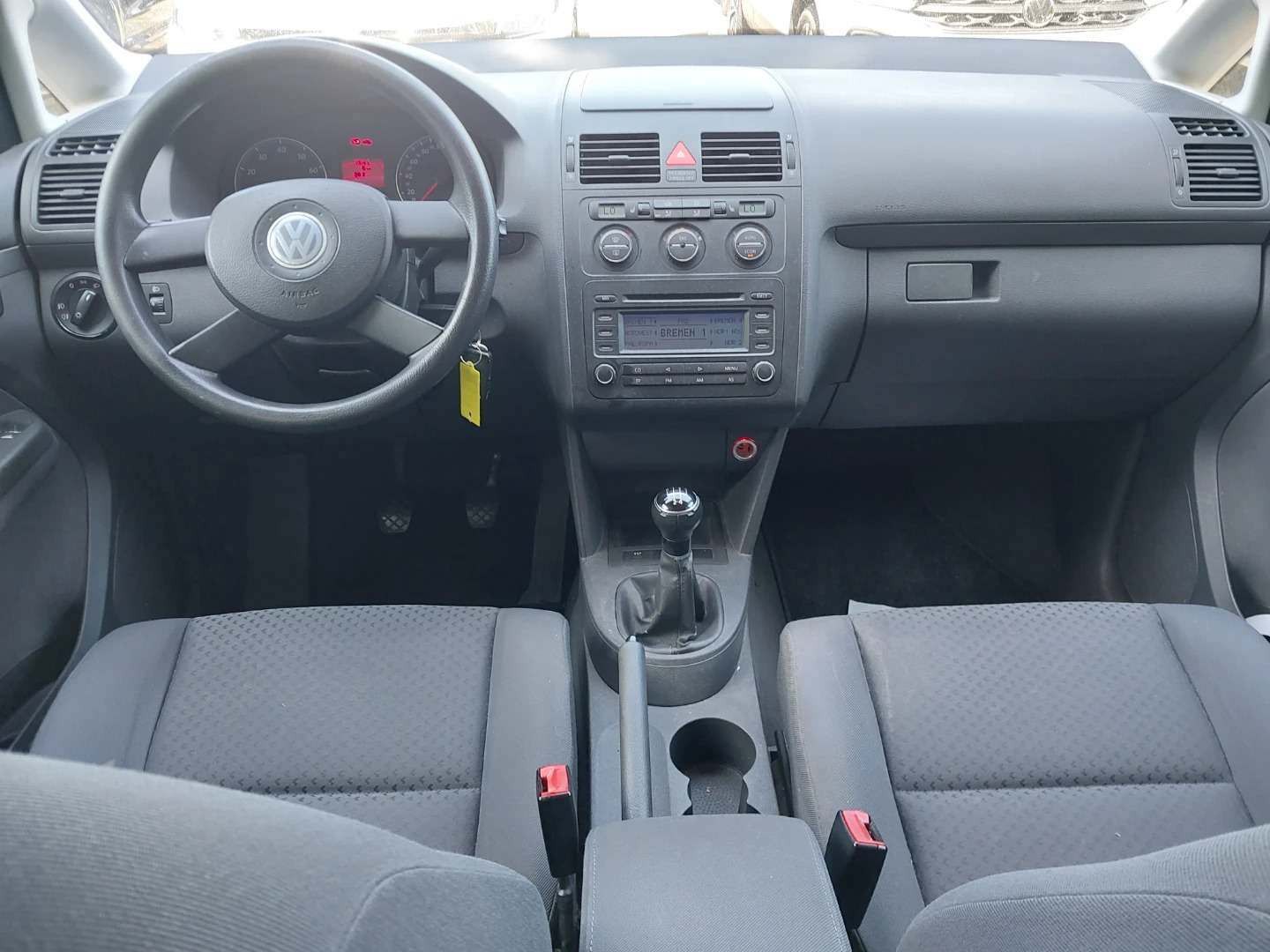 Volkswagen Touran, 1.6 Mpi 75KW VYHŘ. SEDA. TAŽNÉ - fotka 3