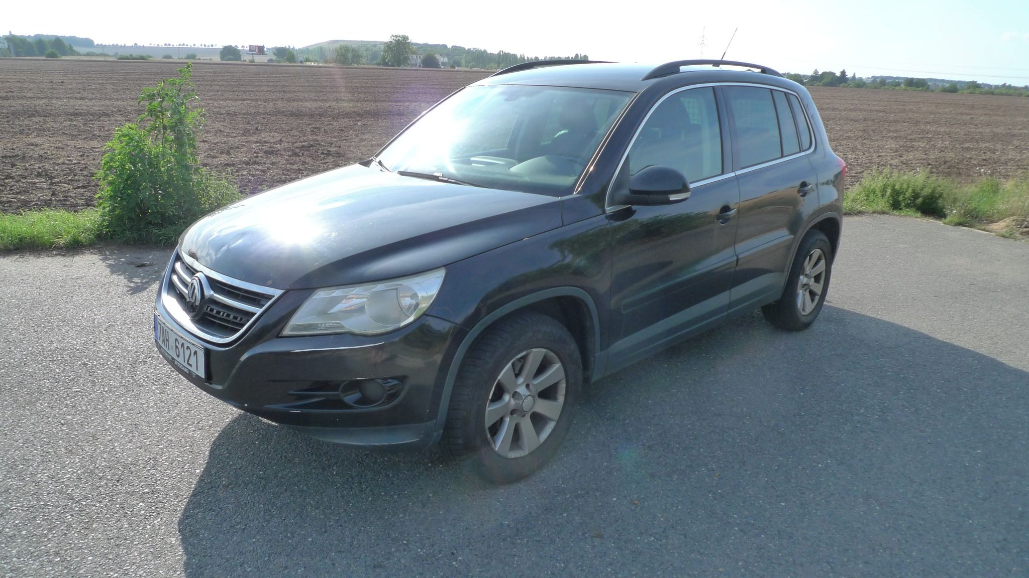 Volkswagen Tiguan, 2.0 TDi 103KW 4X4 SPOLEHLIVÉ A - fotka 4