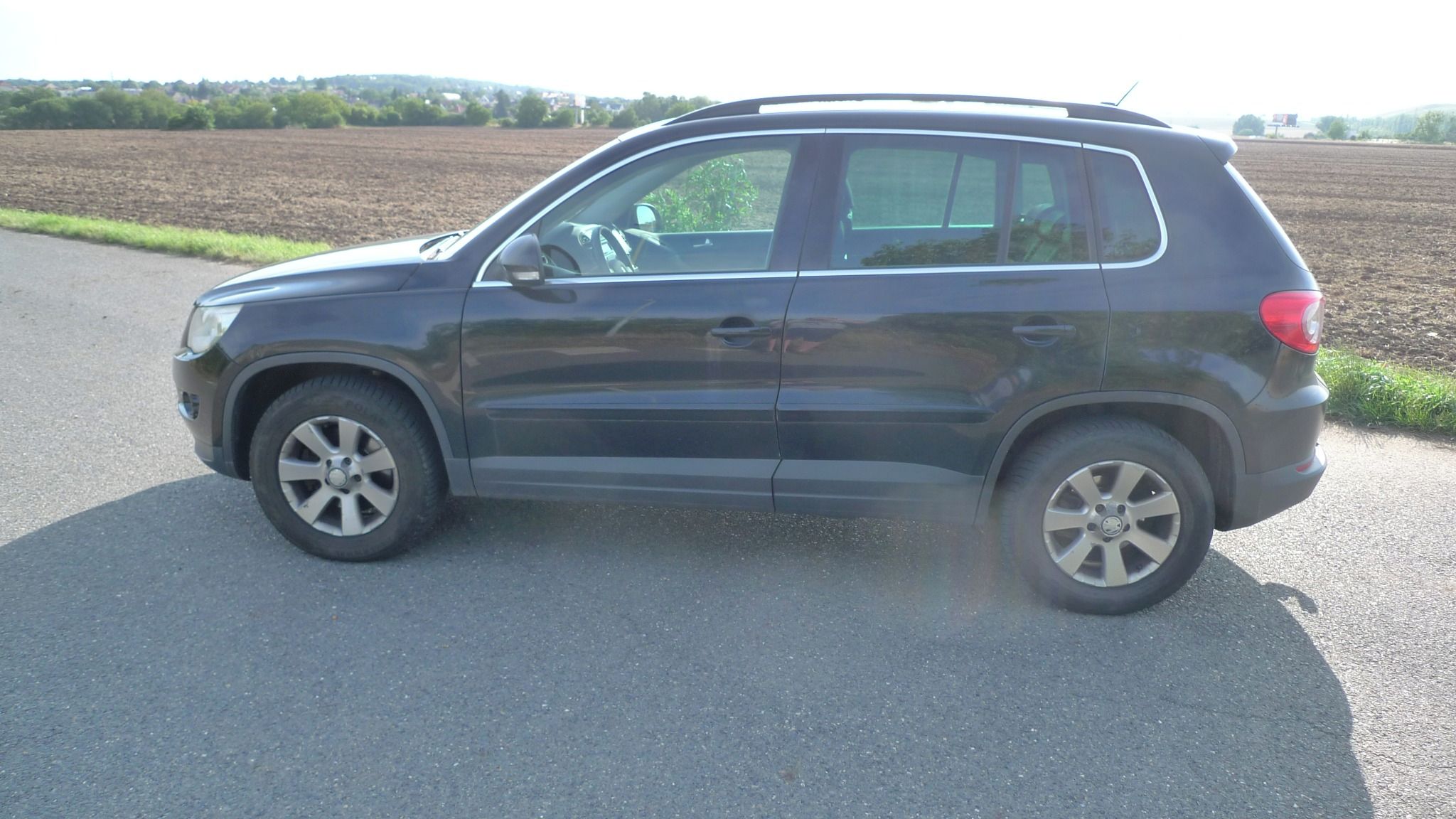 Volkswagen Tiguan, 2.0 TDi 103KW 4X4 SPOLEHLIVÉ A - fotka 5