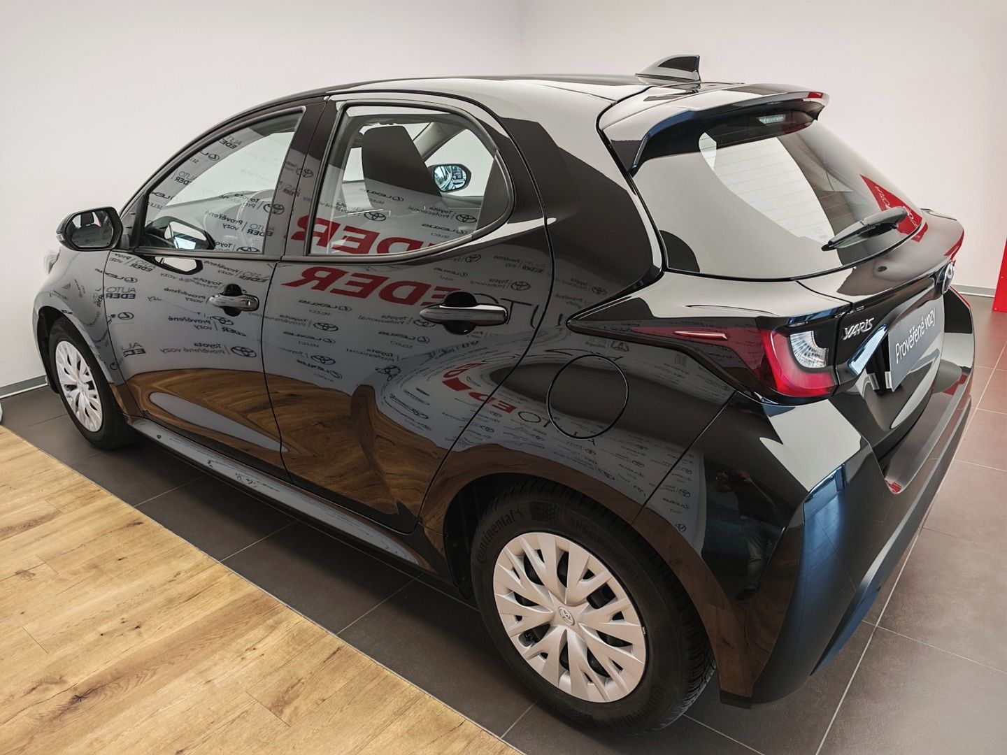 Toyota Yaris, 1.5 TNGA HEV Hatchback - fotka 6