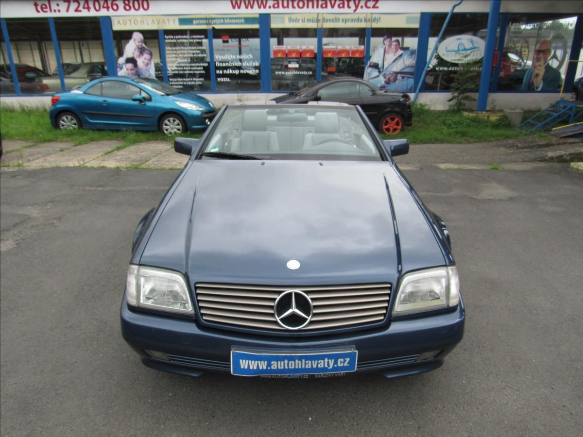 Mercedes-Benz SL, 3,2 Hardtop-Cabrio - fotka 2