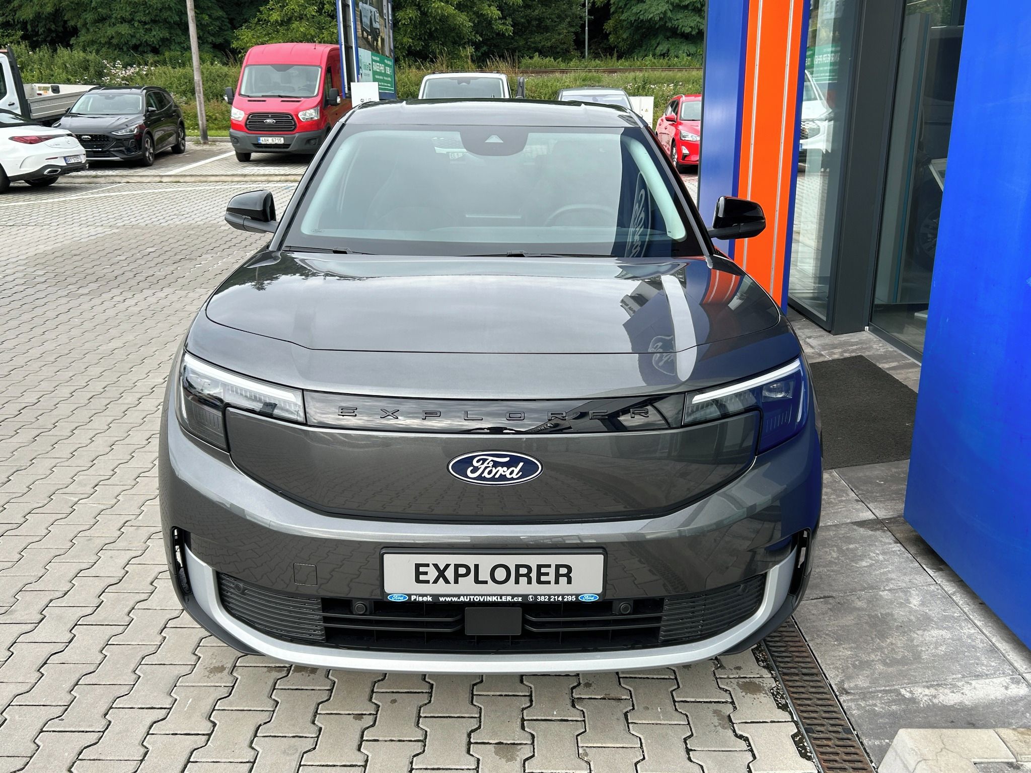 Ford Explorer, 77 kWh dojezd (210 kW/286 k) - fotka 2
