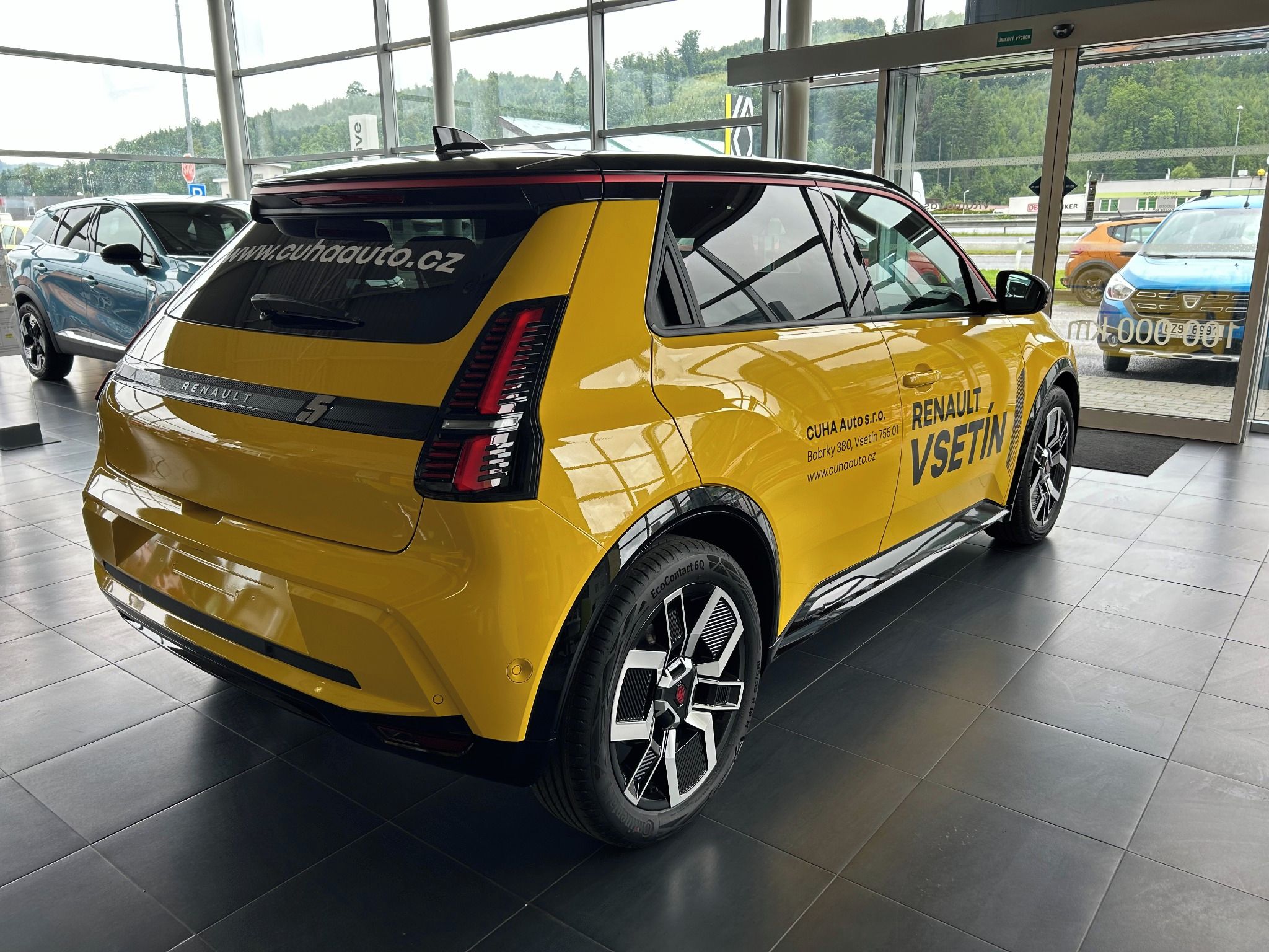 Renault R5, E-Tech elektrický Iconic Cinq - fotka 3