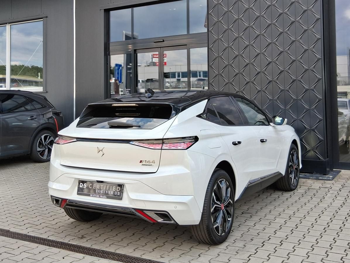 DS 4, PERFORM. LINE+ 1.2 PT 96 kW - fotka 3