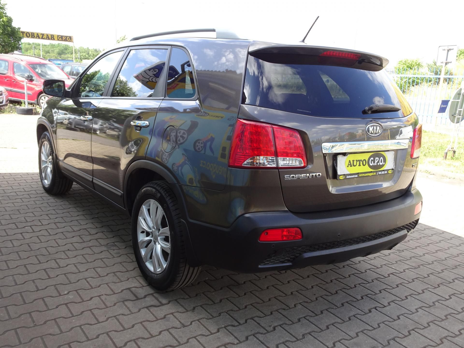 Kia Sorento, 2.2 CRD 4x4 1.majitel - fotka 6