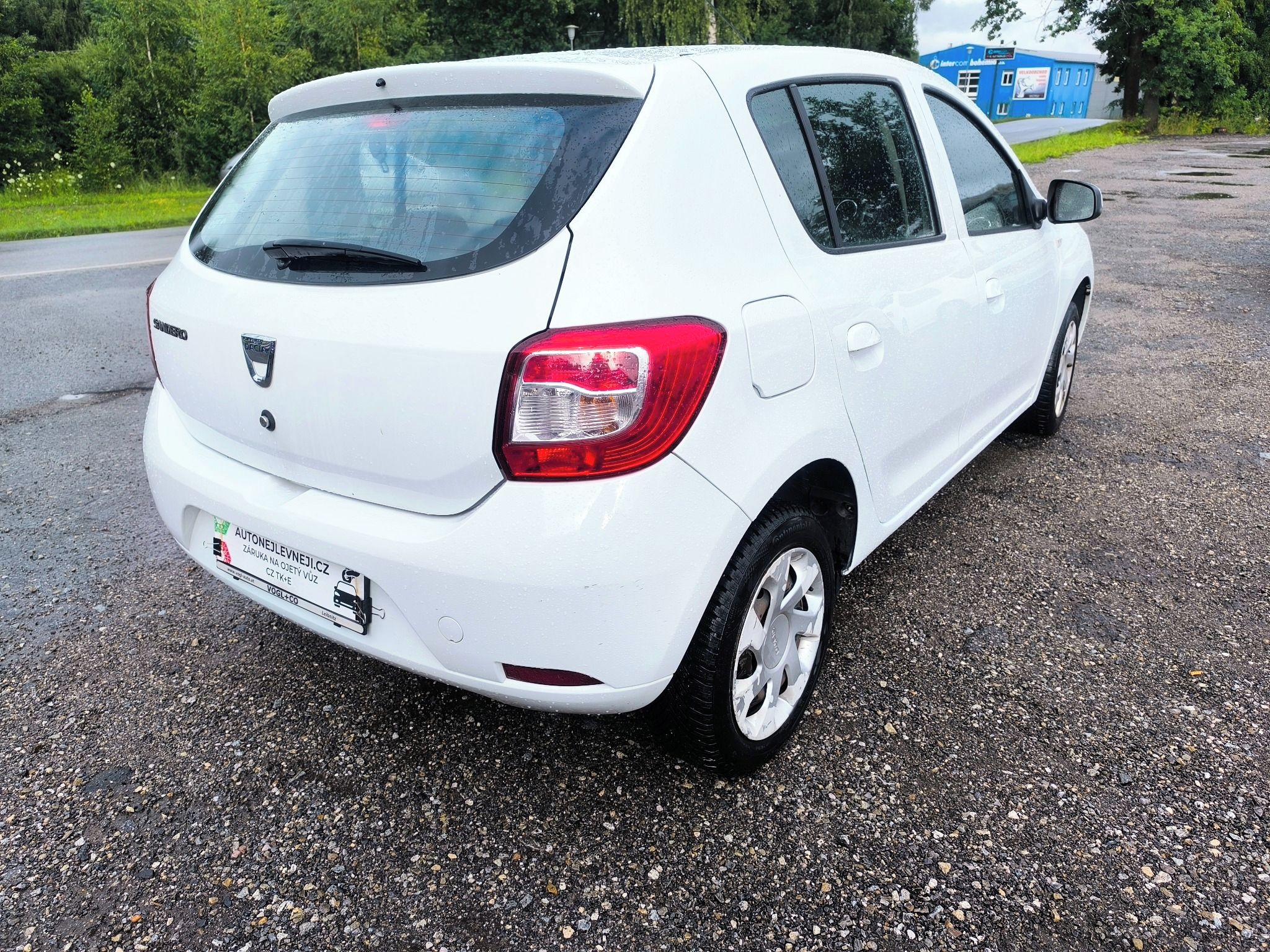 Dacia Sandero, 1,2,KRÁSNÉ,120KM,1MAJ74L,KLIMA - fotka 4