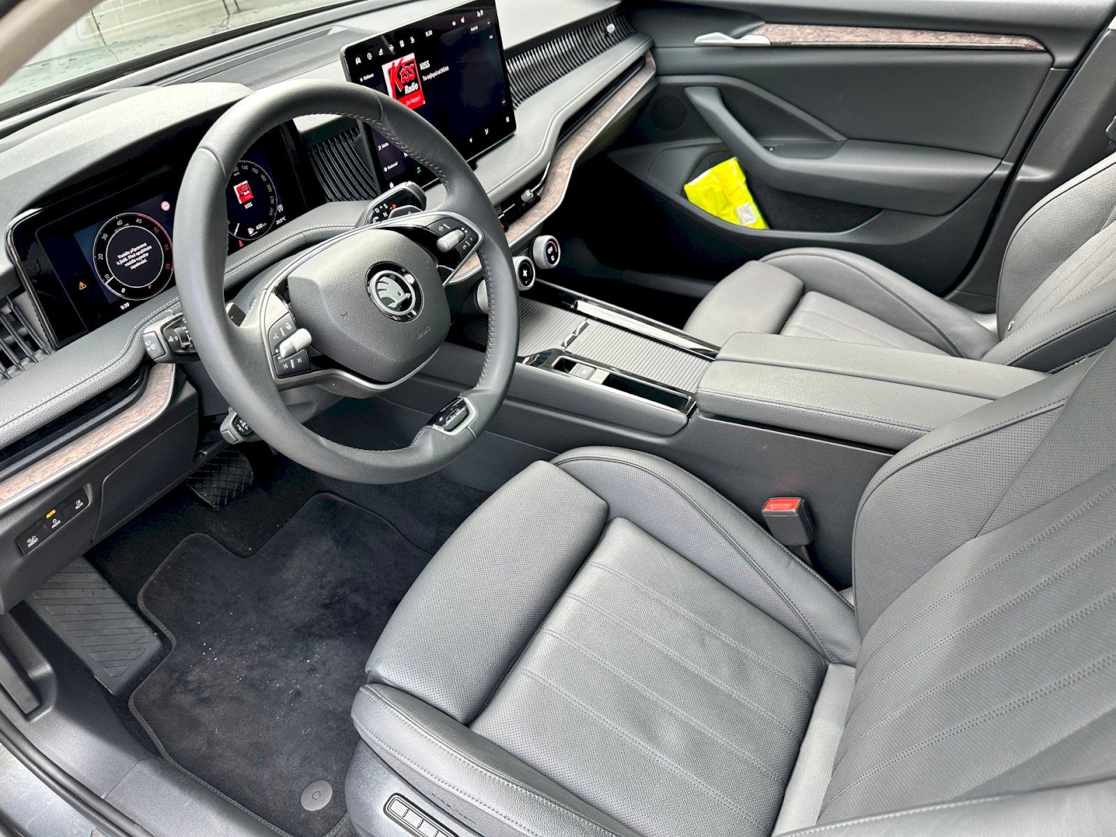 Škoda Superb, 2.0 TDI 142kW 4x4 L&K Combi DS - fotka 6