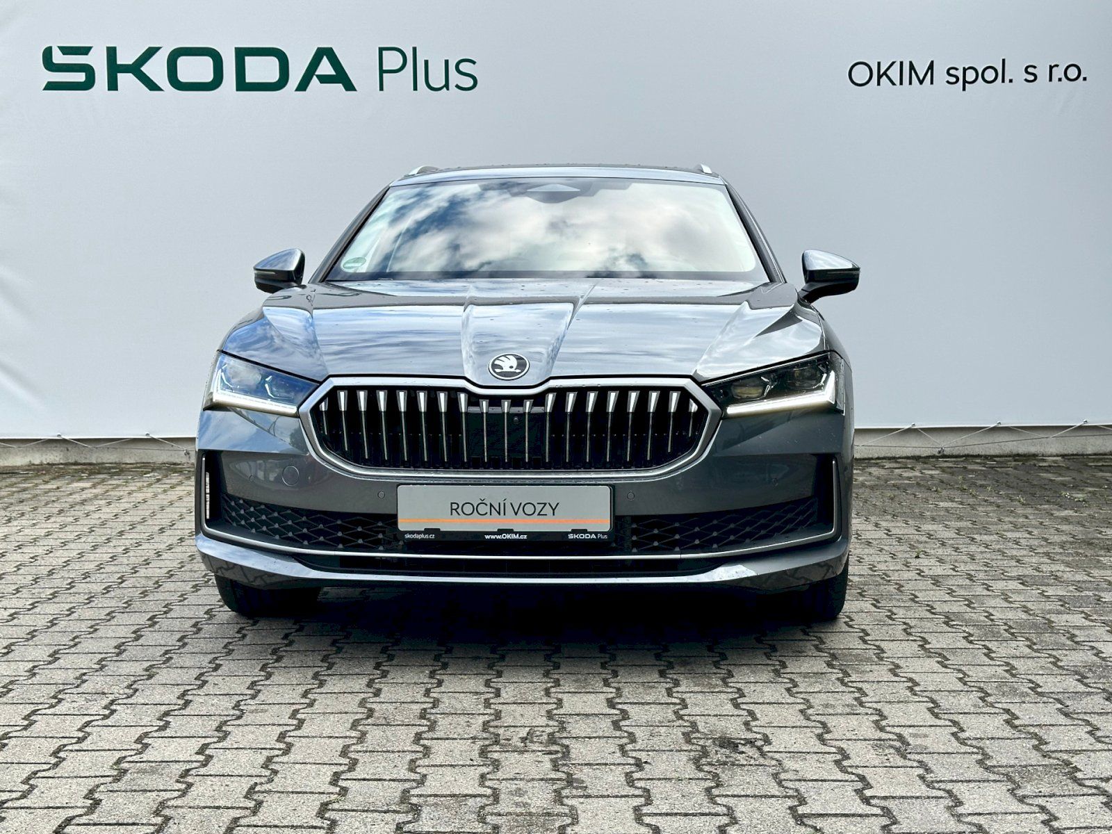 Škoda Superb, 2.0 TDI 142kW 4x4 L&K Combi DS - fotka 4