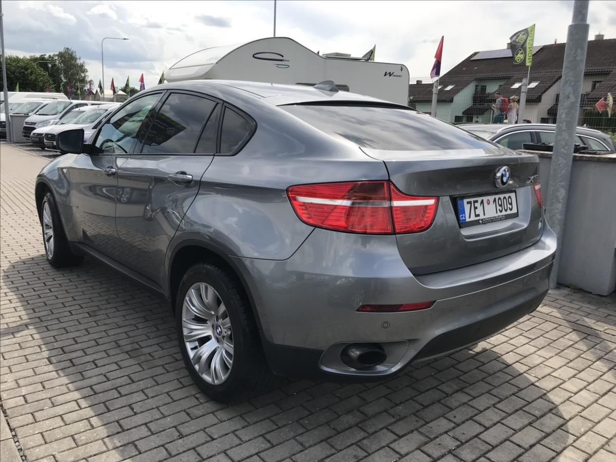 BMW X6, 3,0 - fotka 5