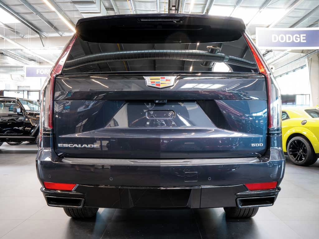 Cadillac Escalade, 6.2 ESV Sport Platinum NVision - fotka 3