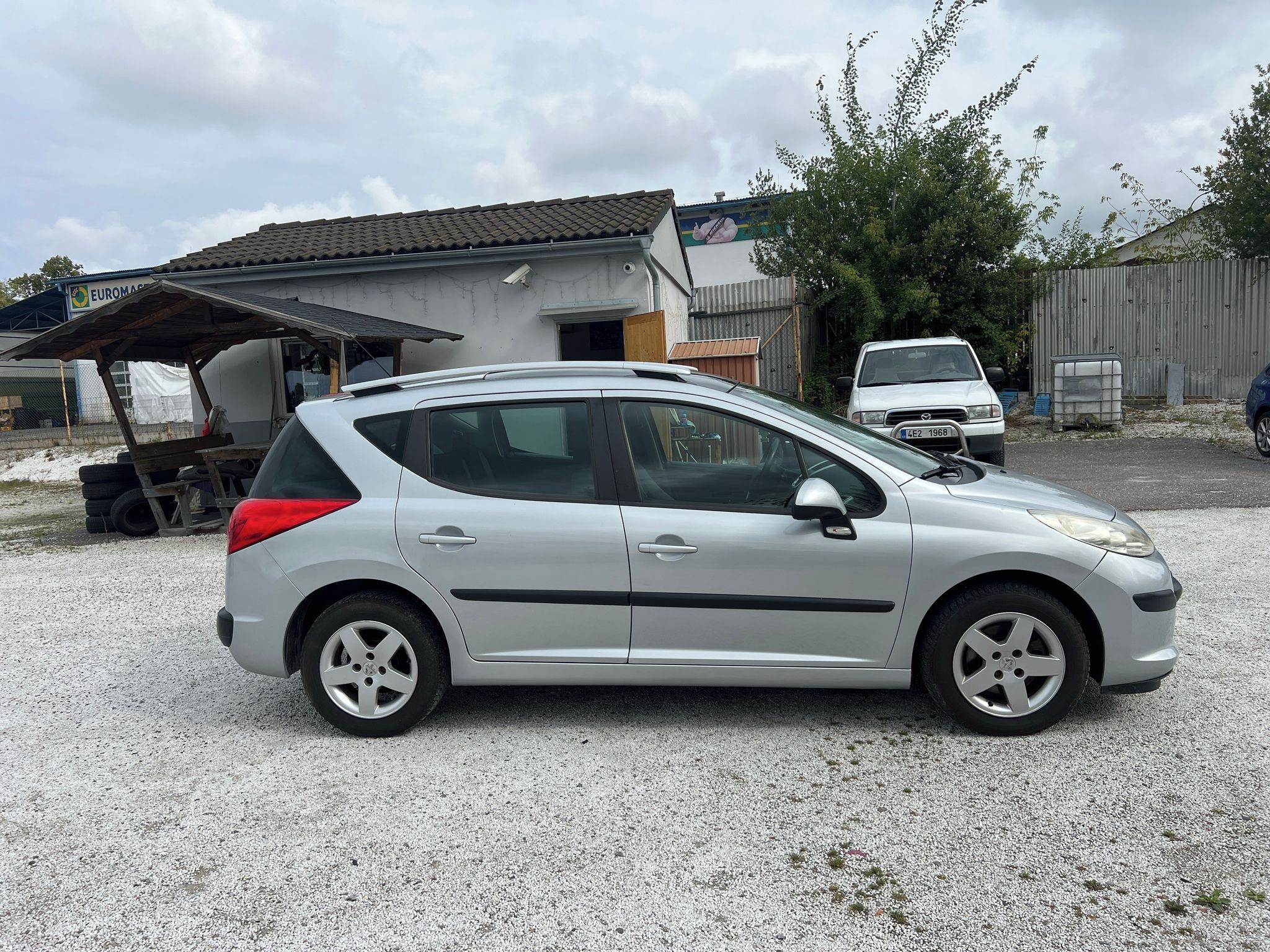 Peugeot 207, 1.4i - fotka 3