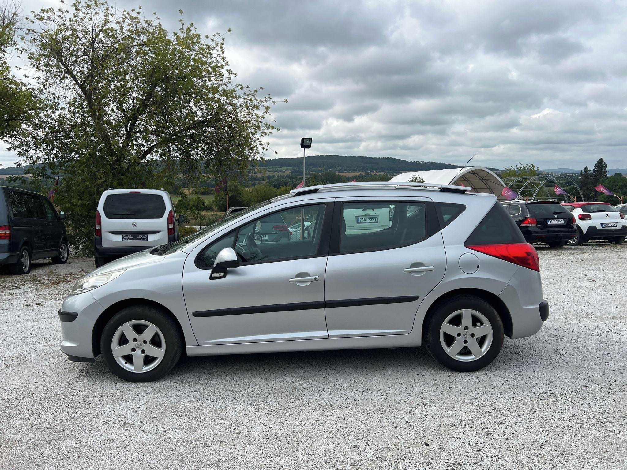 Peugeot 207, 1.4i - fotka 2