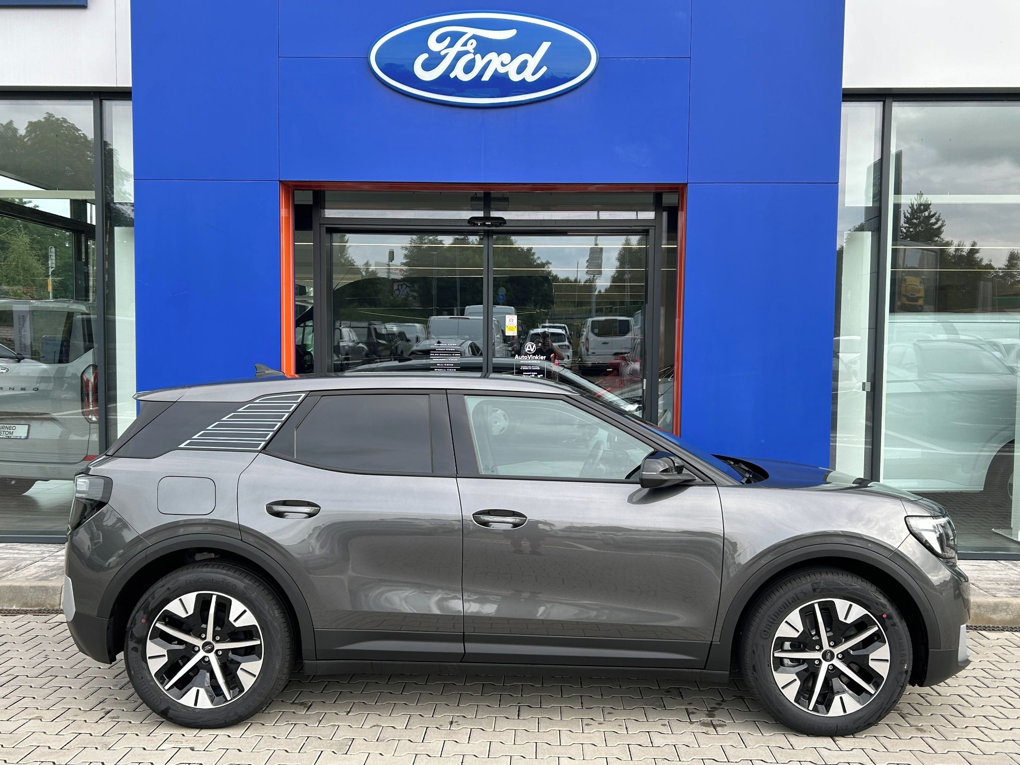 Ford Explorer, 77 kWh dojezd (210 kW/286 k) - fotka 3