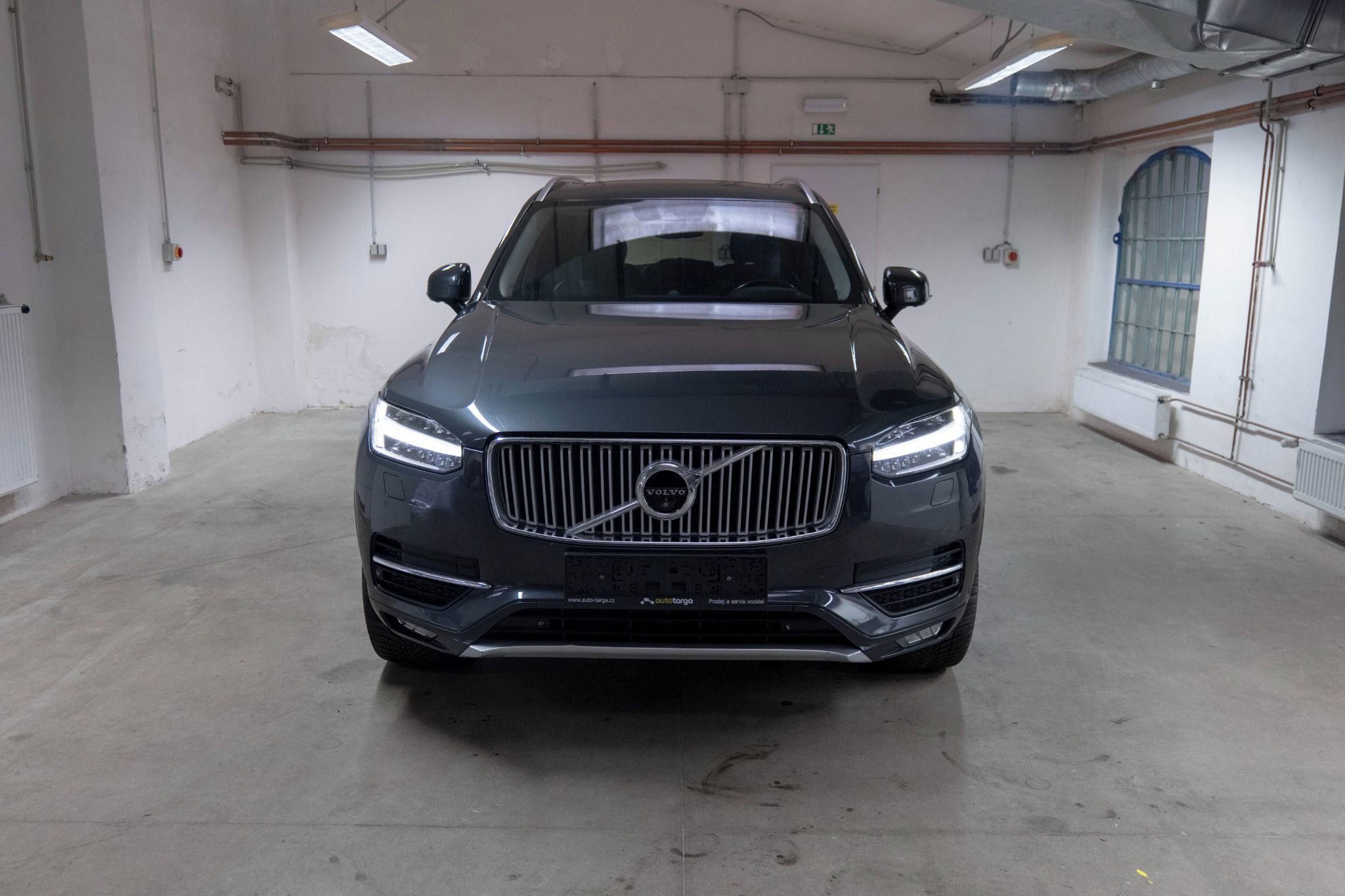 Volvo XC90, D5 AWD INSCRIPTION*HUD*360 - fotka 2