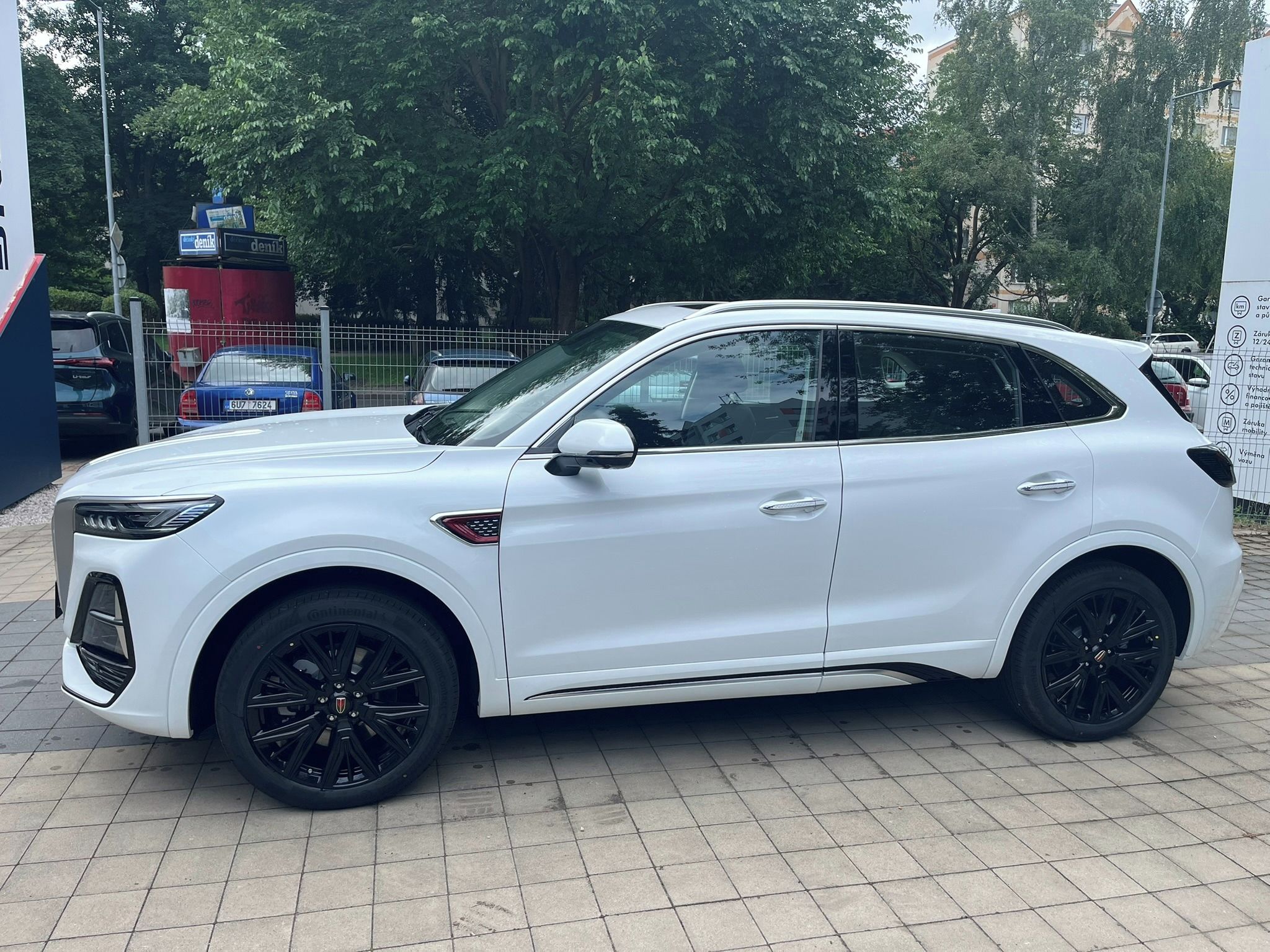 Hongqi HS5, 2.0 TSI 185kW 4x4 - fotka 3