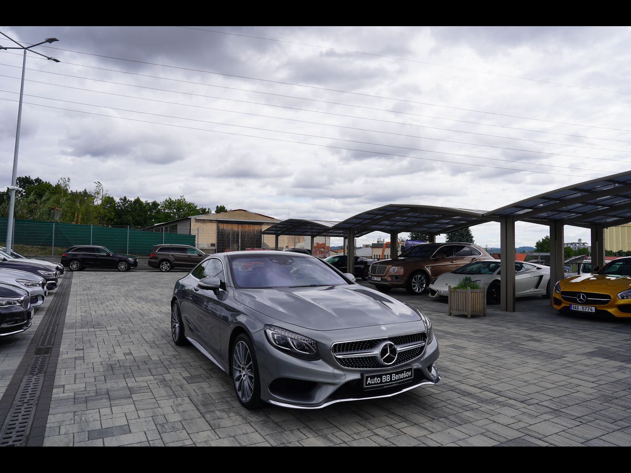 Mercedes-Benz Třídy S, S 500 4Matic Coupe AMG - fotka 6