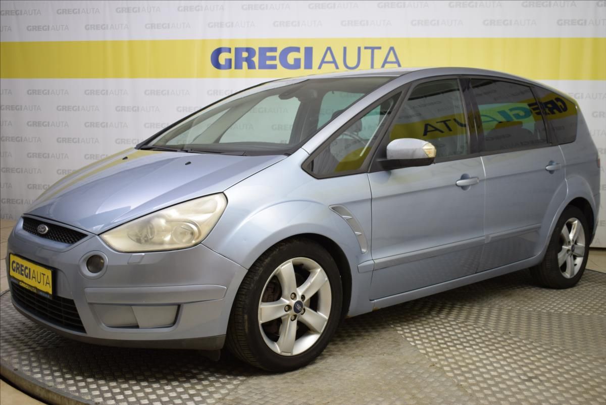 Ford S-MAX, 2,5 i PLNÁ VÝBAVA - fotka 3