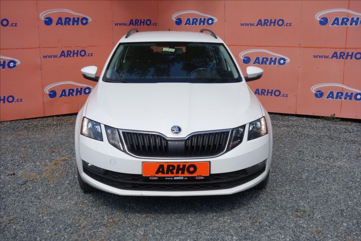 Škoda Octavia, 1,6 TDi 85KW,ČR,1 MAJ.,NAVI. - fotka 2