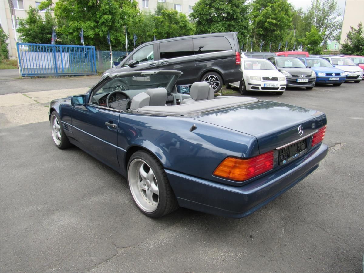 Mercedes-Benz SL, 3,2 Hardtop-Cabrio - fotka 4