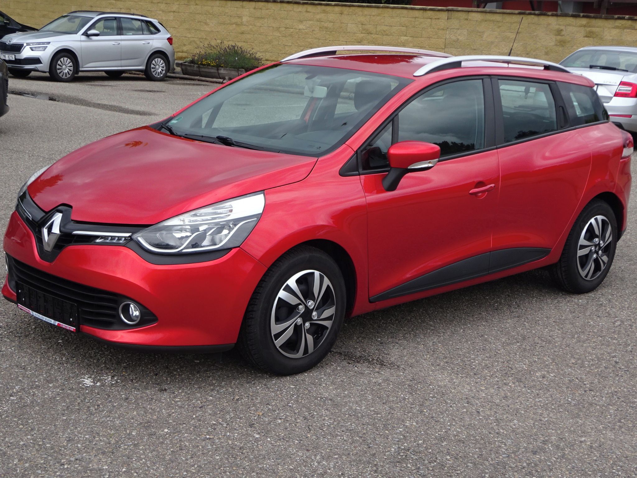 Renault Clio, 1.2i (54 KW) klima - fotka 3