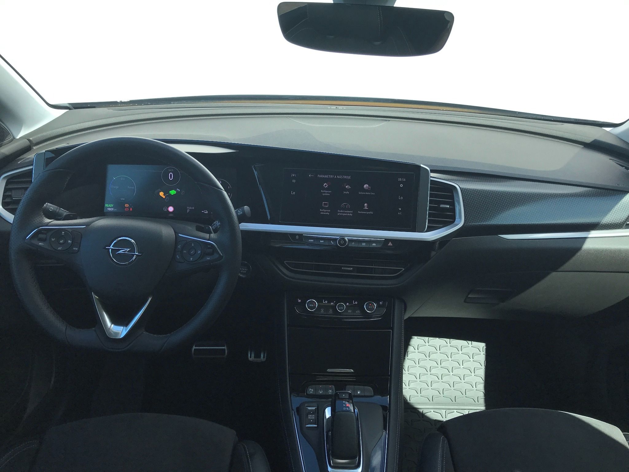 Opel Grandland X, 4x4 8°AUT 221kW GSe+FSD - fotka 5