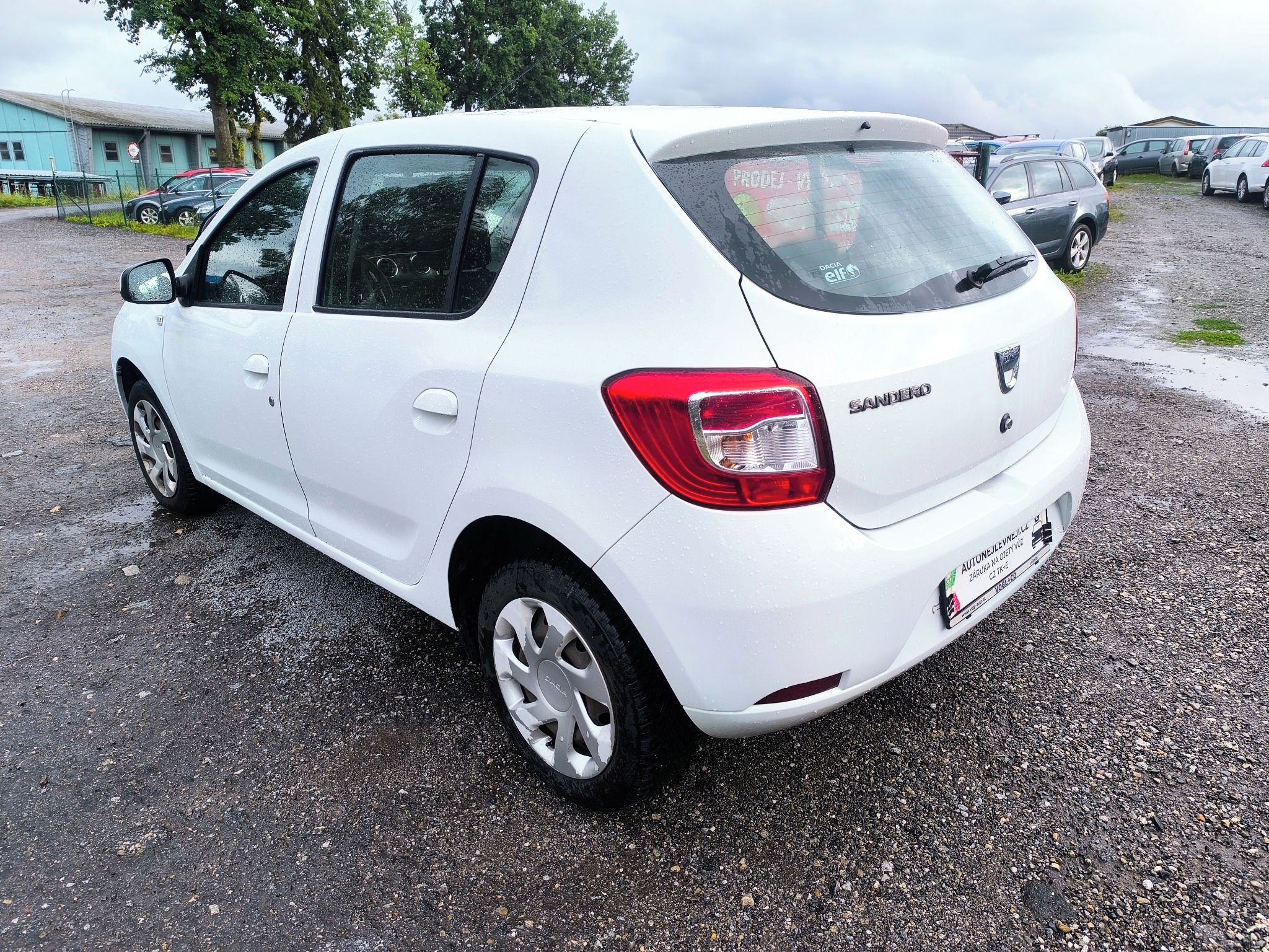 Dacia Sandero, 1,2,KRÁSNÉ,120KM,1MAJ74L,KLIMA - fotka 5