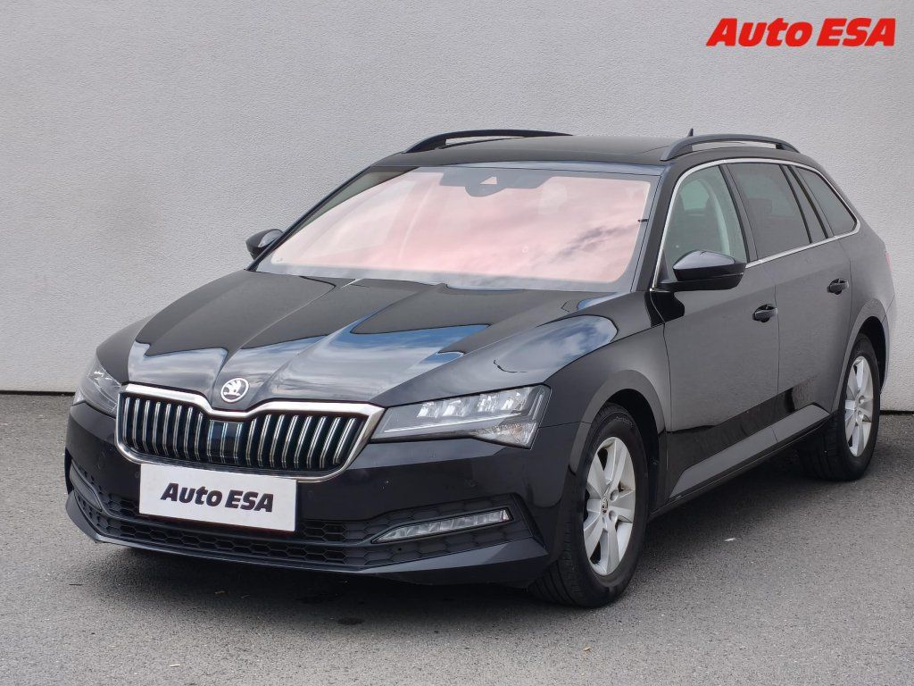 Škoda Superb, 1.6 TDi,Style,DSG,LED - fotka 3