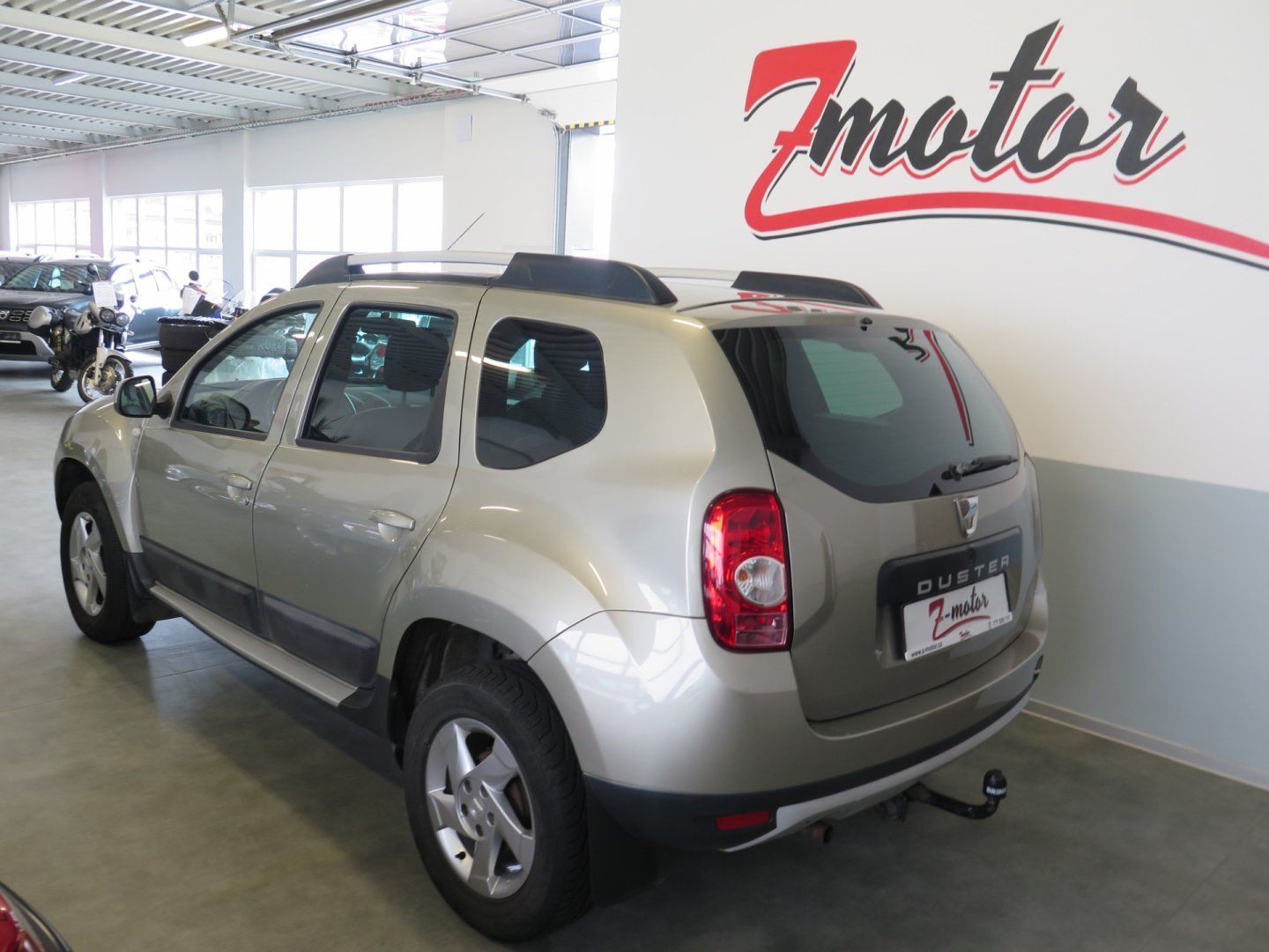Dacia Duster, 1.616V,kůže,klima,tažné,1.maji - fotka 2