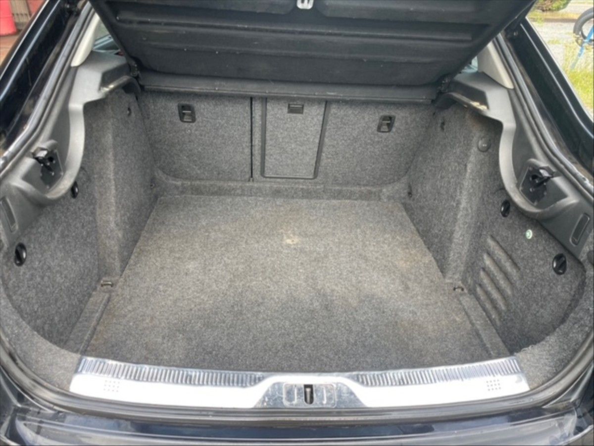Škoda Superb, 2,0 TDI Elegance 4x4 DSG - fotka 6