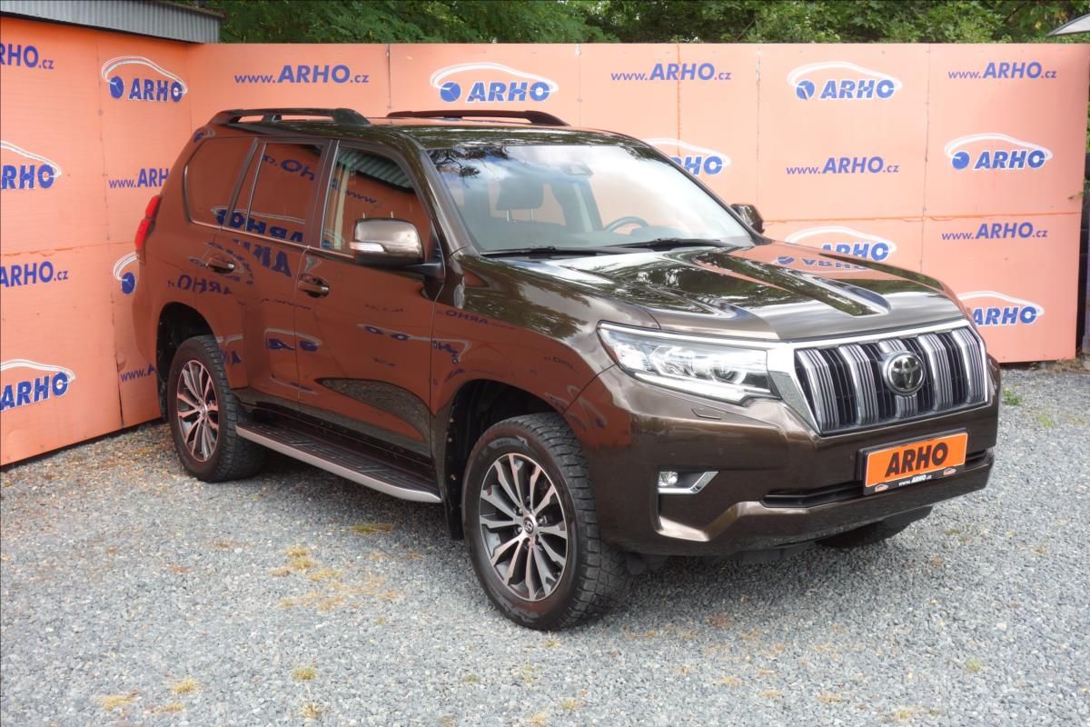 Toyota Land Cruiser, 2,8 D-4D, ČR, 1 MAJ., SERV.KN.