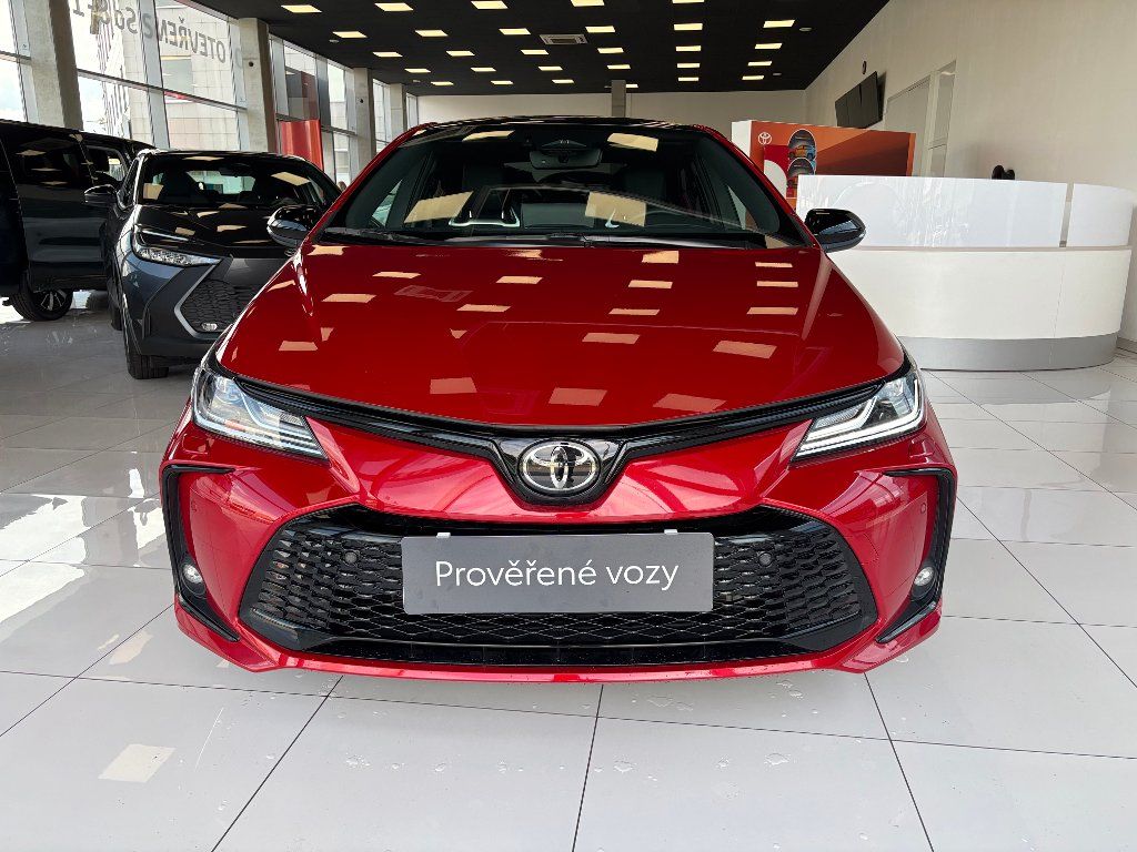 Toyota Corolla, 1.8HSD 72kW GR Sport 2024 - fotka 2