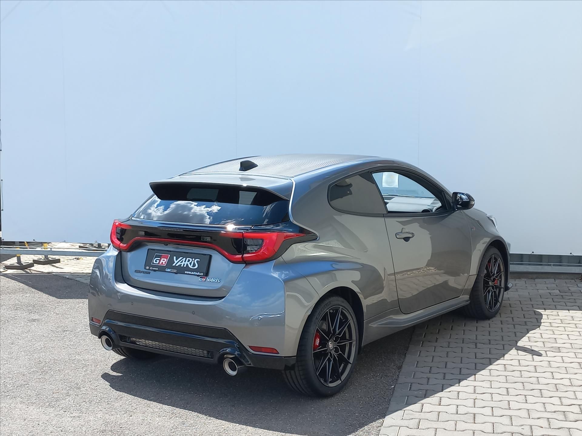 Toyota GR Yaris, 1,6 Turbo A/T 280k  Dynamic + - fotka 6