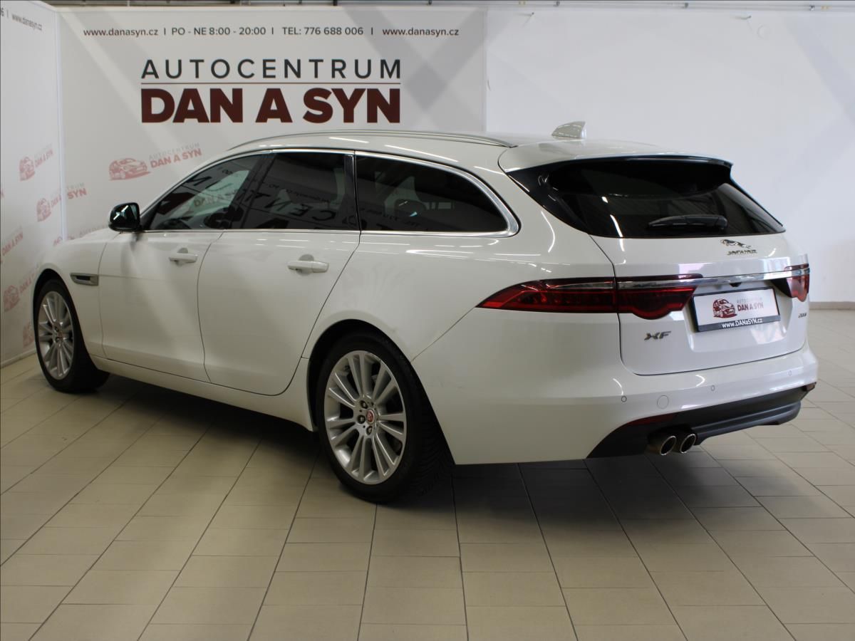 Jaguar XF, 2,0 d 132KW NAVI, KŮŽE, AUT, - fotka 6