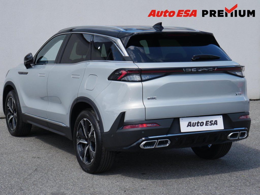 BAIC X7, 1.5T,ČR,AT,LED,panorama - fotka 6
