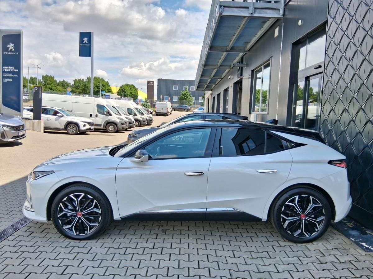 DS 4, PERFORM. LINE+ 1.2 PT 96 kW - fotka 4