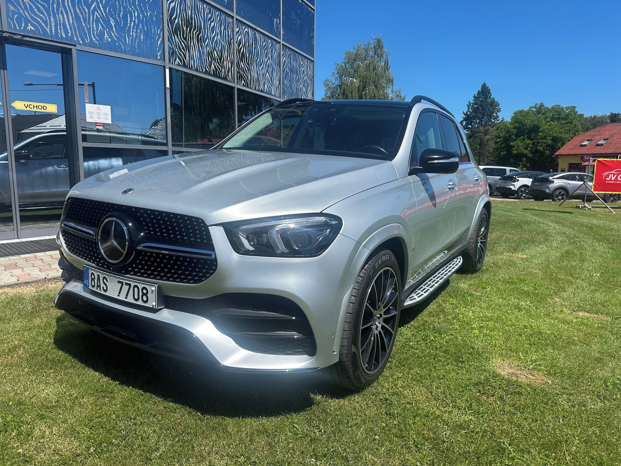 Mercedes-Benz GLE, 400D 4MATIC / AMG / DPH / ČR - fotka 3