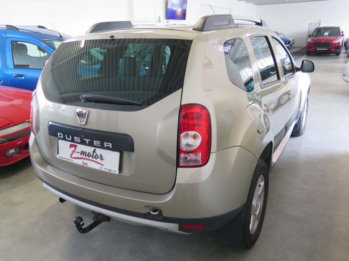Dacia Duster, 1.616V,kůže,klima,tažné,1.maji - fotka 4