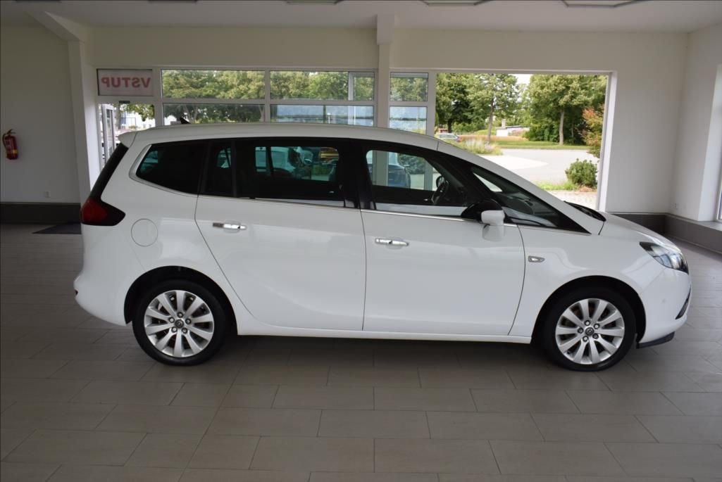 Opel Zafira, 2,0 CTDi, 7-míst,Navi,Cosmo - fotka 4